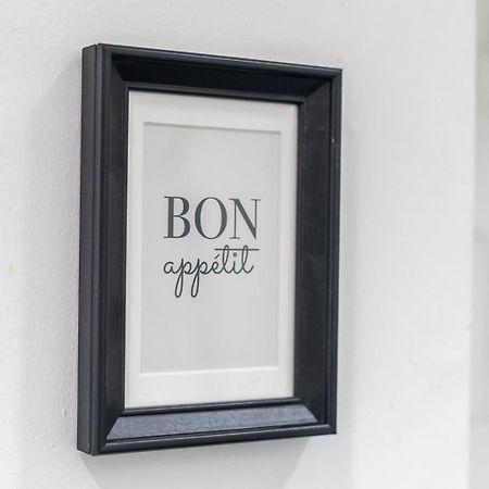 Mestalla River Apartment バレンシア エクステリア 写真